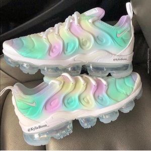 Meet your Posher, Cindrah